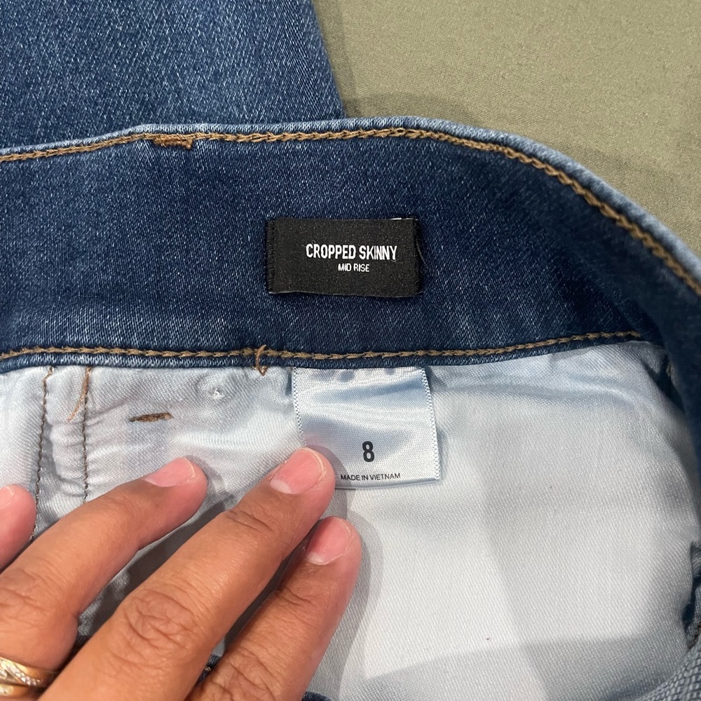 EXPRESS Crop Skinny Mid Rise - Picture 4 of 5